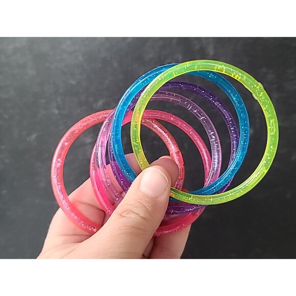 Hello Kitty Plastic Purse With Bracelets Dress Up Toy - Picture 8 of 10